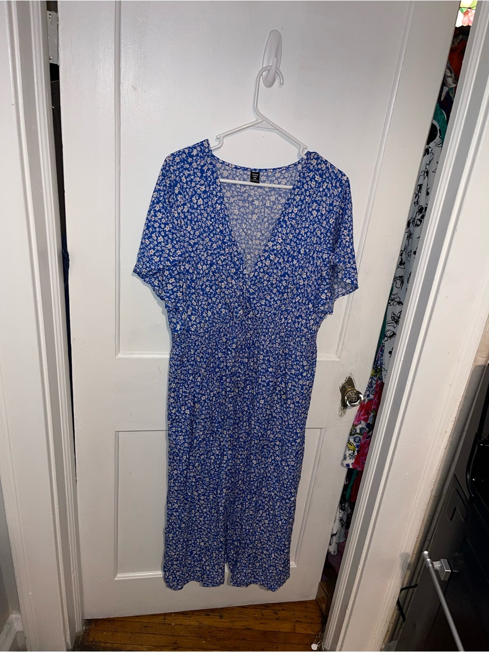 SHEIN Curve Blue Floral V-Neck Midi Dress - Sz 2X